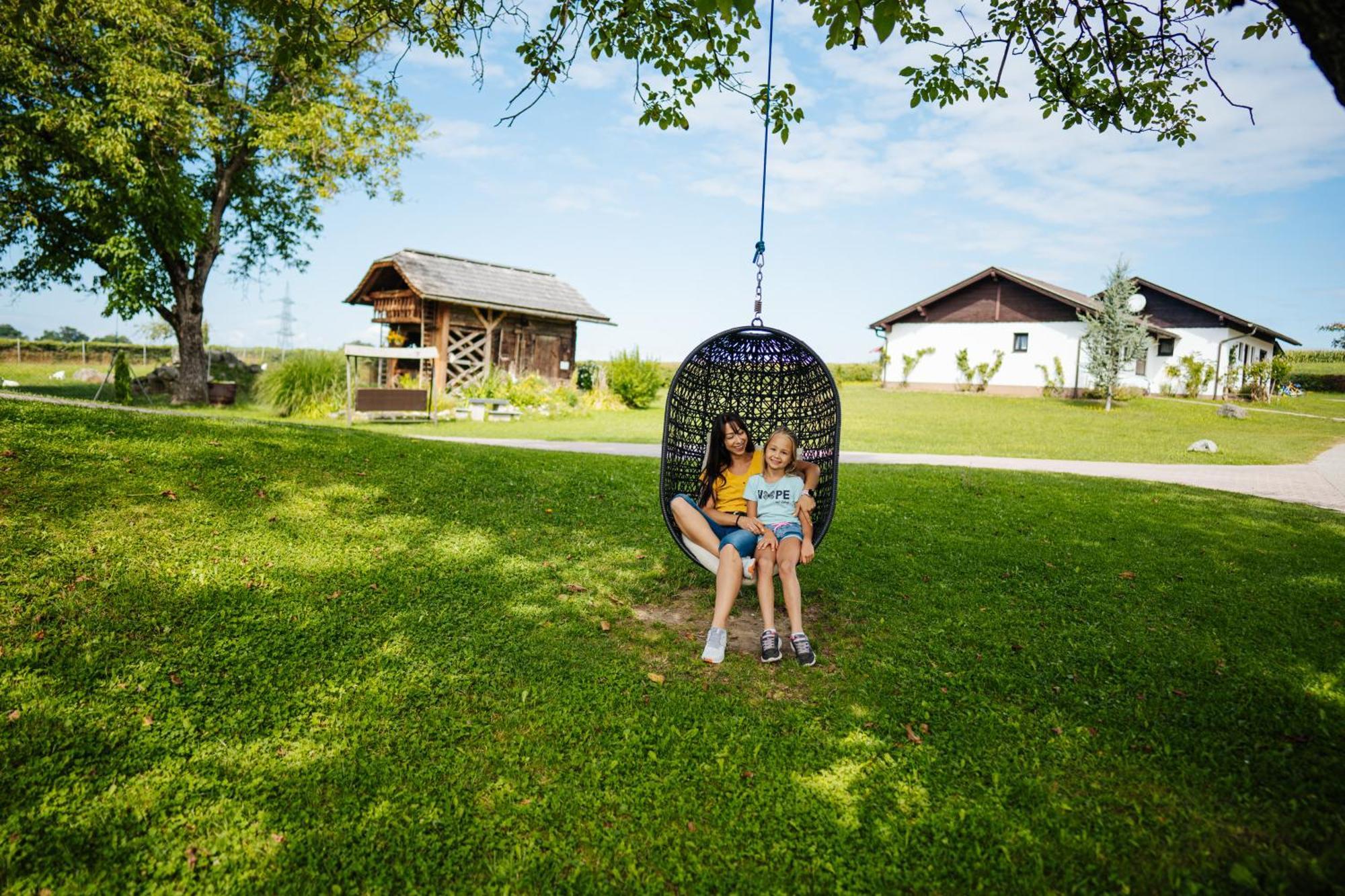 Erlebnisbauernhof Tschom Санкт-Канциан Экстерьер фото